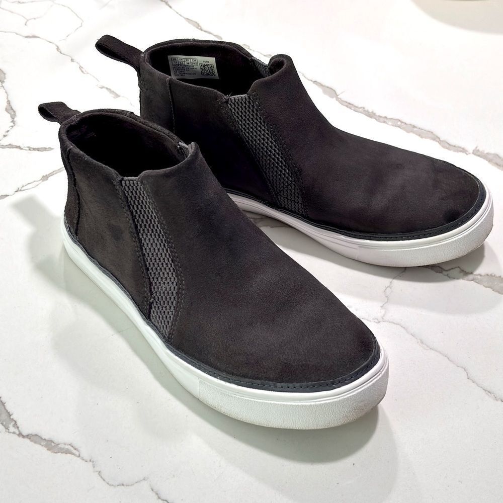 TOMS | Grey Bryce High top Women’s Suede Leather Fashion Sneakers Size 7.5